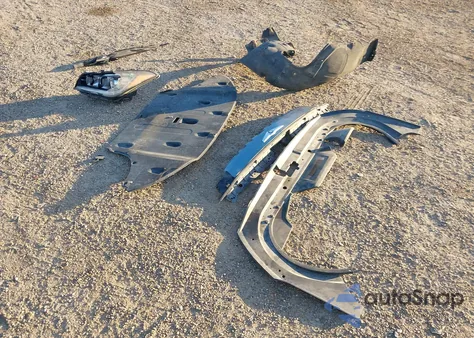 2015 Hyundai Genesis 3.8 из США, поврежденный, VIN KMHGN4JE8FU092067